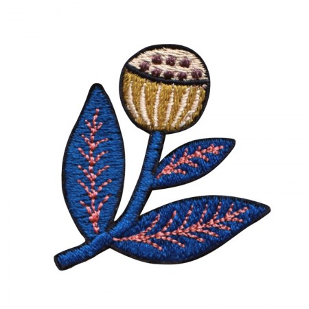 Embroidered iron-on patch with Golden berry pattern